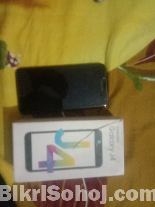Samsung j4